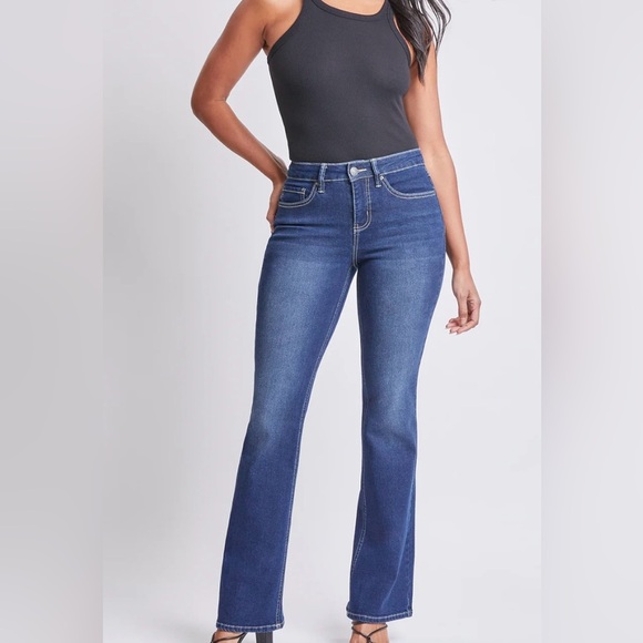 YMI Flare Jeans Women’s 3/26 Medium Wash Denim Back Flap Button Pockets - Picture 16 of 16